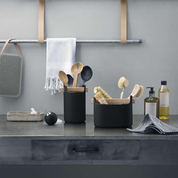 Eva Solo keramikinis įrankių indas virtuvei/vonios kambariui, žemas, juodas
