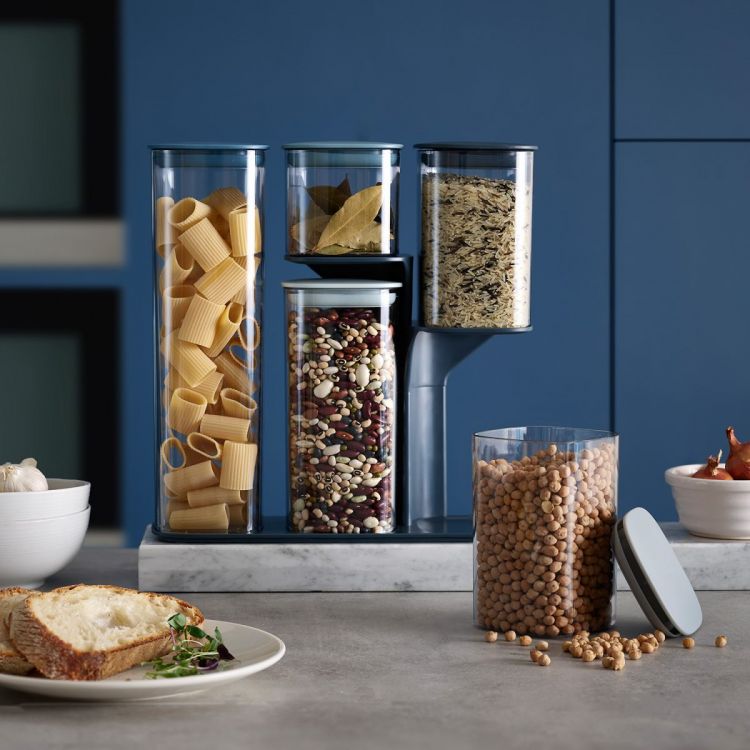  Joseph Joseph 5 plastikinių indelių rinkinys biriems produktams su plastikiniu stovu Podium™