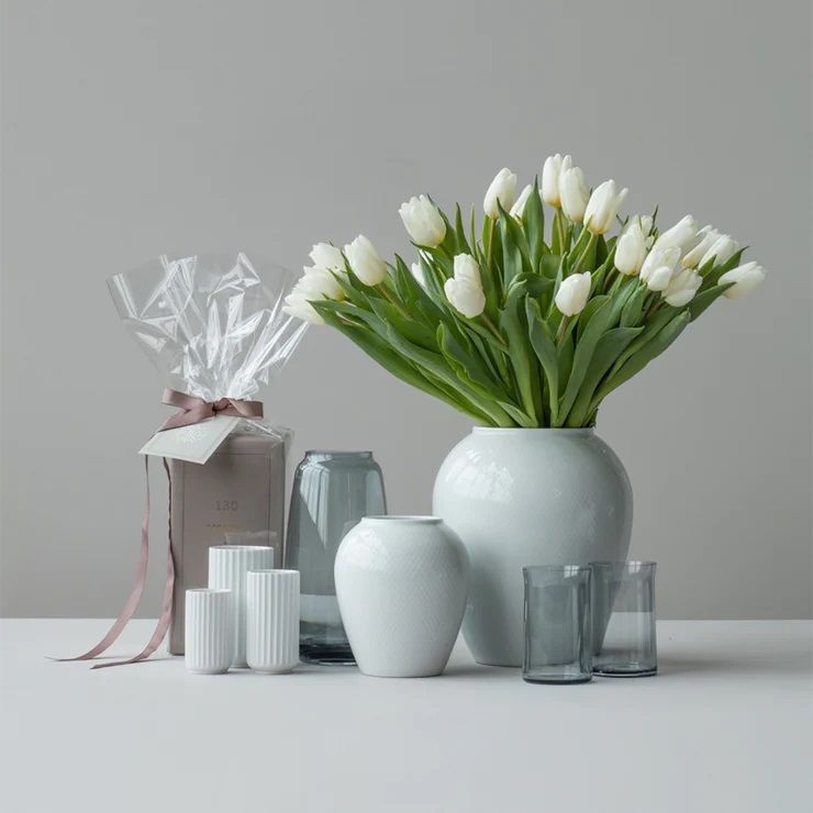 „Lyngby Porcelaen“ porceliano vaza „Rhombe White“, 25 cm aukščio, baltos spalvos