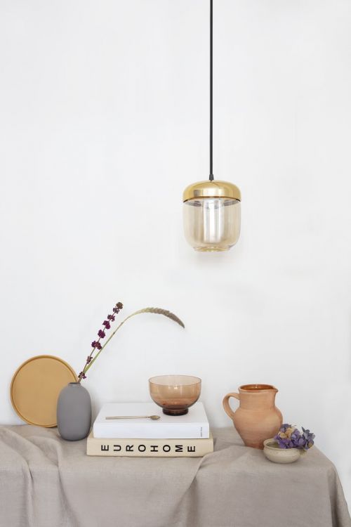 UMAGE šviestuvo gaubtas „Acorn Amber Brass“, stiklas (tonuotas) ir aliuminis, gintaro spalvos 