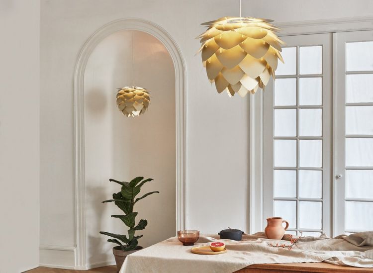 UMAGE šviestuvo gaubtas „Aluvia Medium Brushed Brass“, aliuminis, matinis auksas